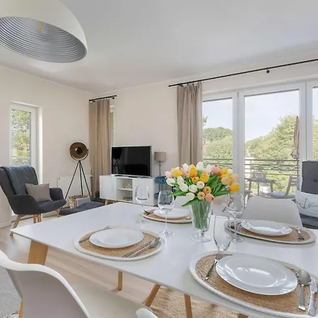 With A River View Parking & Balcony By Renters Daire